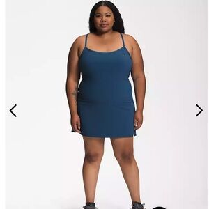 Black The North Face warque dress